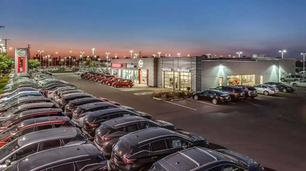 dealership lot photo
